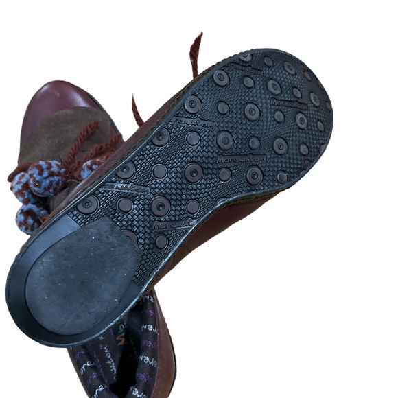 M by Morenatom red funky pom pom shoes. - Picture 7 of 7